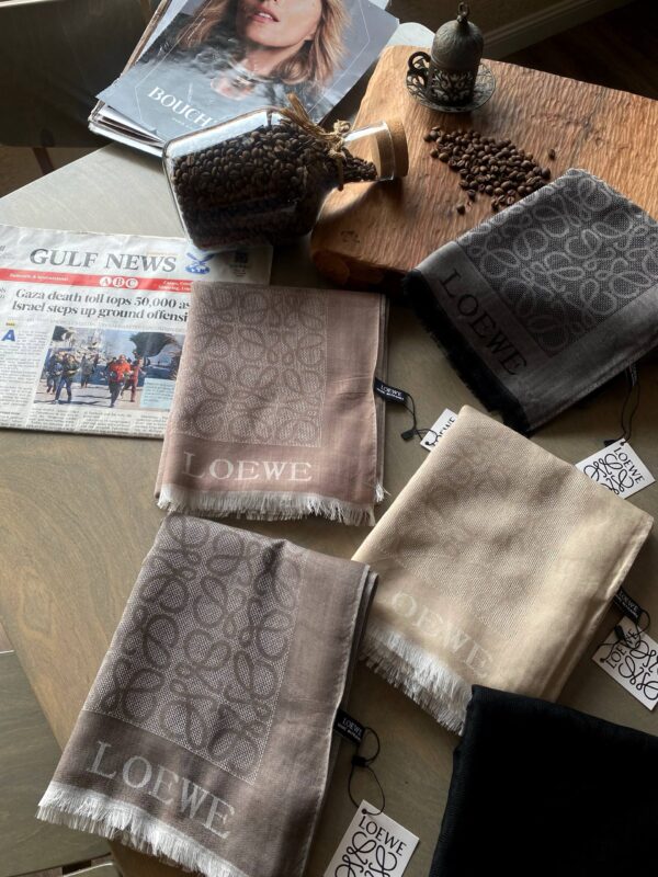 شال مارک Loewe - Image 4