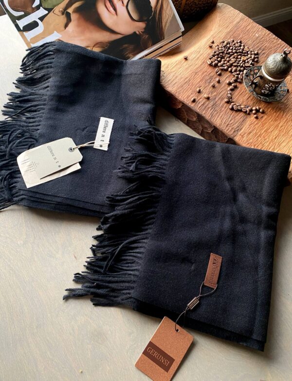 شال موهر black چند طرح