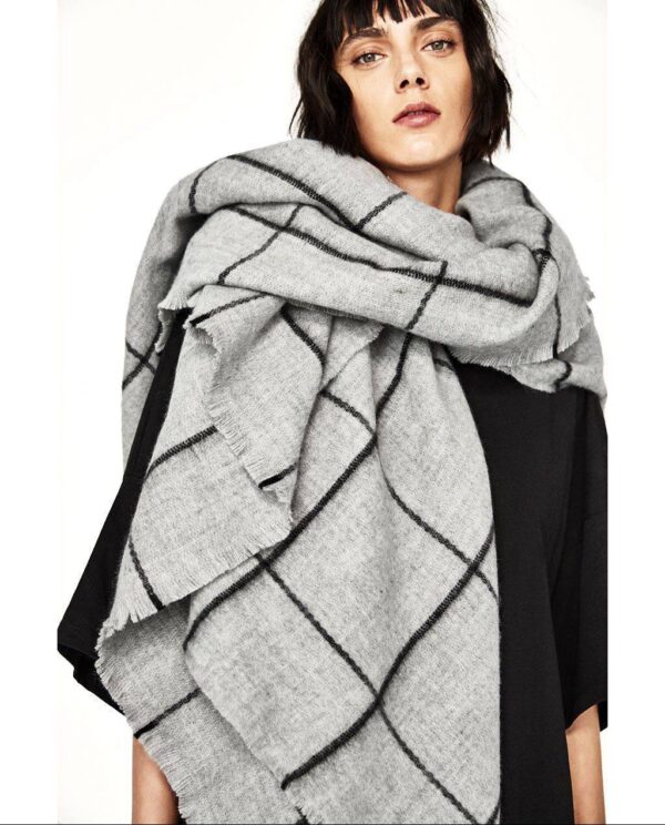 شال burbrry zara
