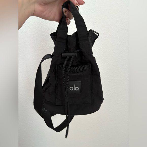 کیف alo yoga - Image 3